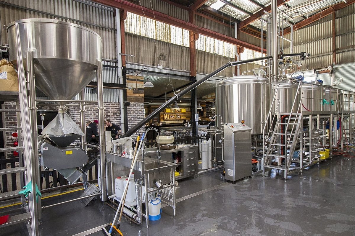 Cleaning And Maintenance of Stainless Steel Brewing Equipment