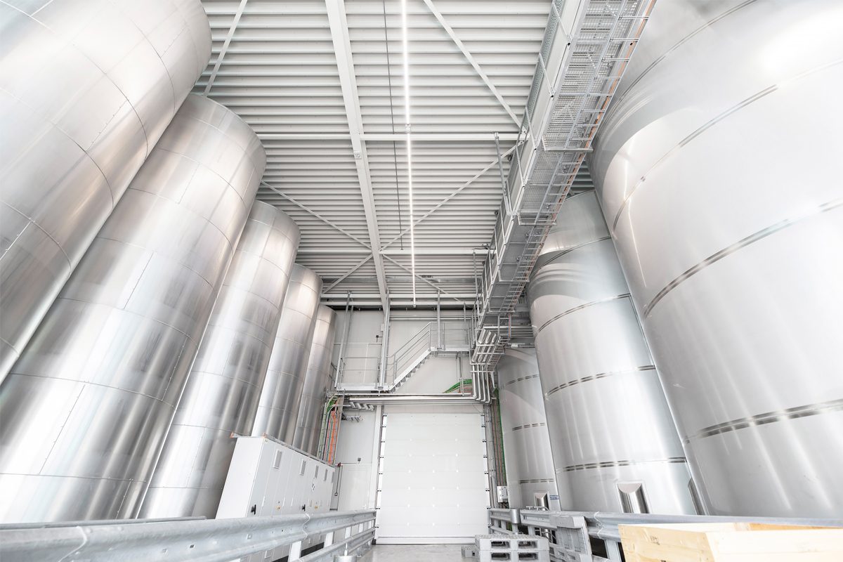 Horizontal VS Vertical Fermentation Tanks